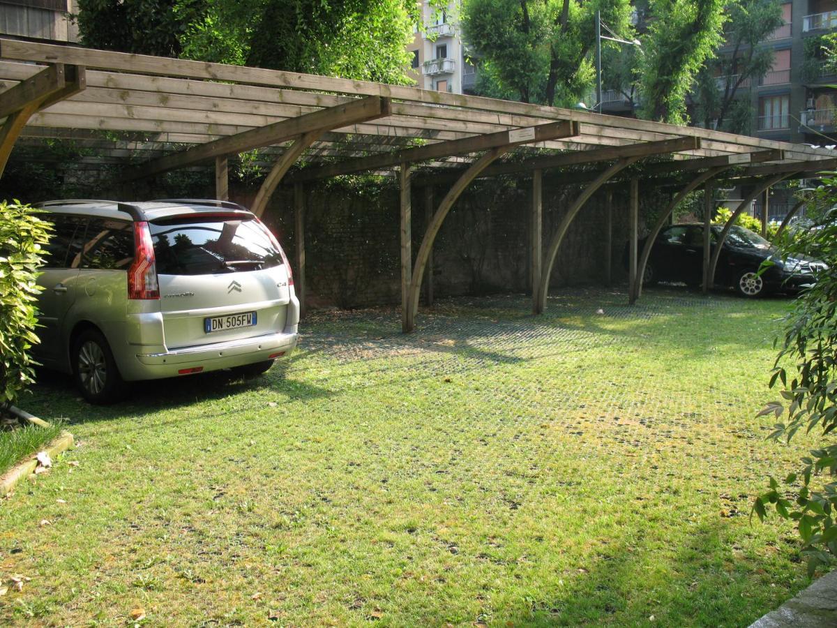 Residence Le Corti Milan Luaran gambar